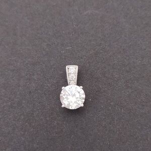 Diamond Style Stud Pendant